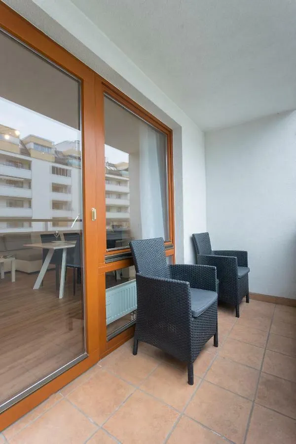 Spacious With Balcony Apartment Vienna Austria